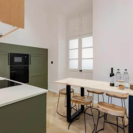 Vanilla 5br Downtown - Prime Location Appartement Lissabon